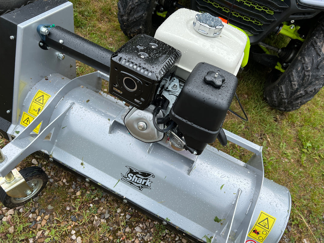 M._.shop様 Bカスタム ミニブロス コンツァージグ マツラバ チャター Shark ATV front mulched 100 with Honda GX 270 engine, silver