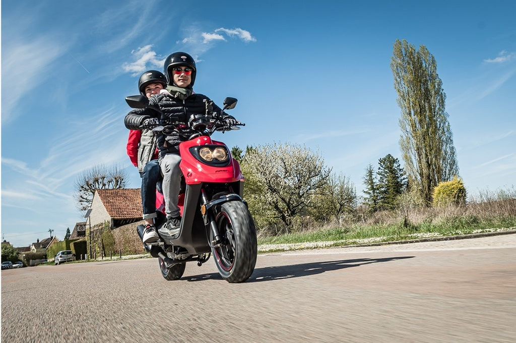 Mash Legend R Naked 50cc Red
