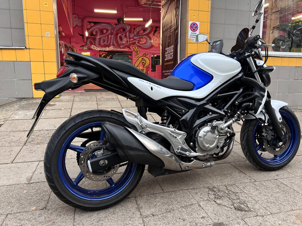 Suzuki gladius scrambler online