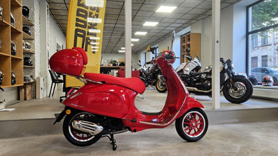 Used Vespa Primavera 125 scooter at dude bikes motorcycle store for sale